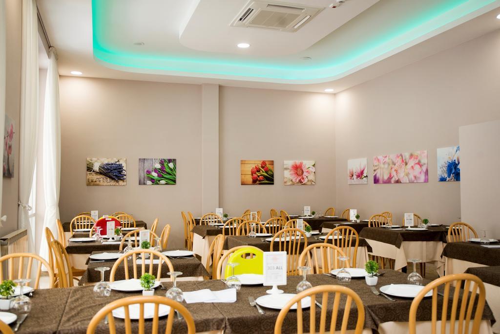 Hotel Nuovo Fiore 카톨리카 외부 사진